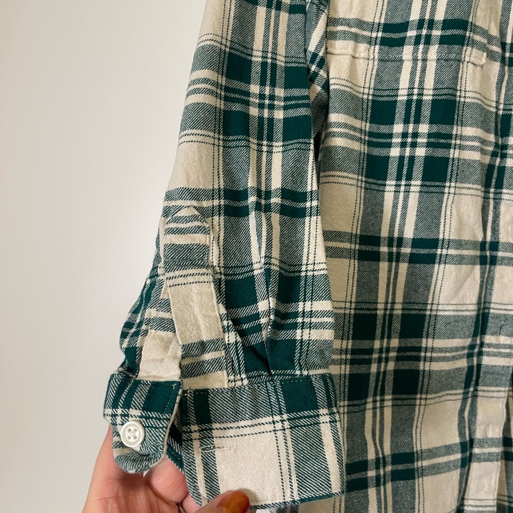 Old Navy Green and Cream Plaid Shirt - Picture 2 of 5